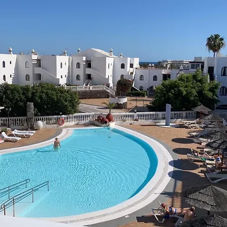Apartment Cosy Vue Piscine, Wifi, A 500 M Costa Teguise