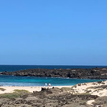 Apartment Cosy Vue Piscine, Wifi, A 500 M Costa Teguise