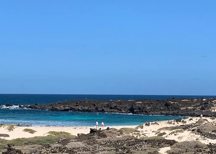 Appartamento Cosy Vue Piscine, Wifi, à 500 M Costa Teguise