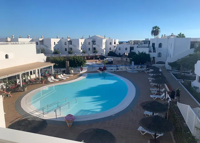 Cosy Vue Piscine, Wifi, à 500 M * Costa Teguise