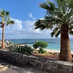 Apartment Cosy Vue Piscine, Wifi, A 500 M Costa Teguise