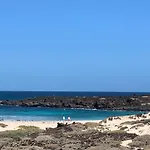 Apartment Cosy Vue Piscine, Wifi, A 500 M Costa Teguise