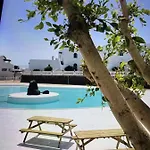 Cosy Vue Piscine, Wifi, A 500 M Costa Teguise
