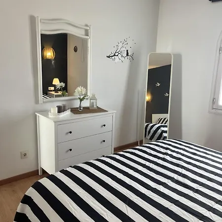 Cosy Vue Piscine, Wifi, A 500 M Costa Teguise